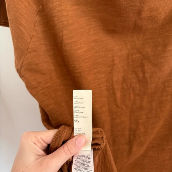 We the Free Brown V-Neck Size Large - Picture 5 of 5